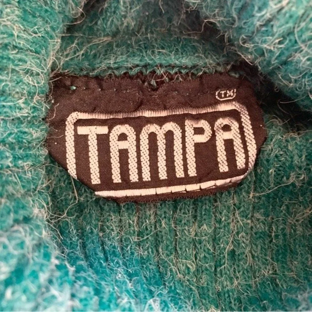 VTG Tampa 80's Turtleneck Ski Winter Sweater Emobroidered Crest M/L - Picture 6 of 9